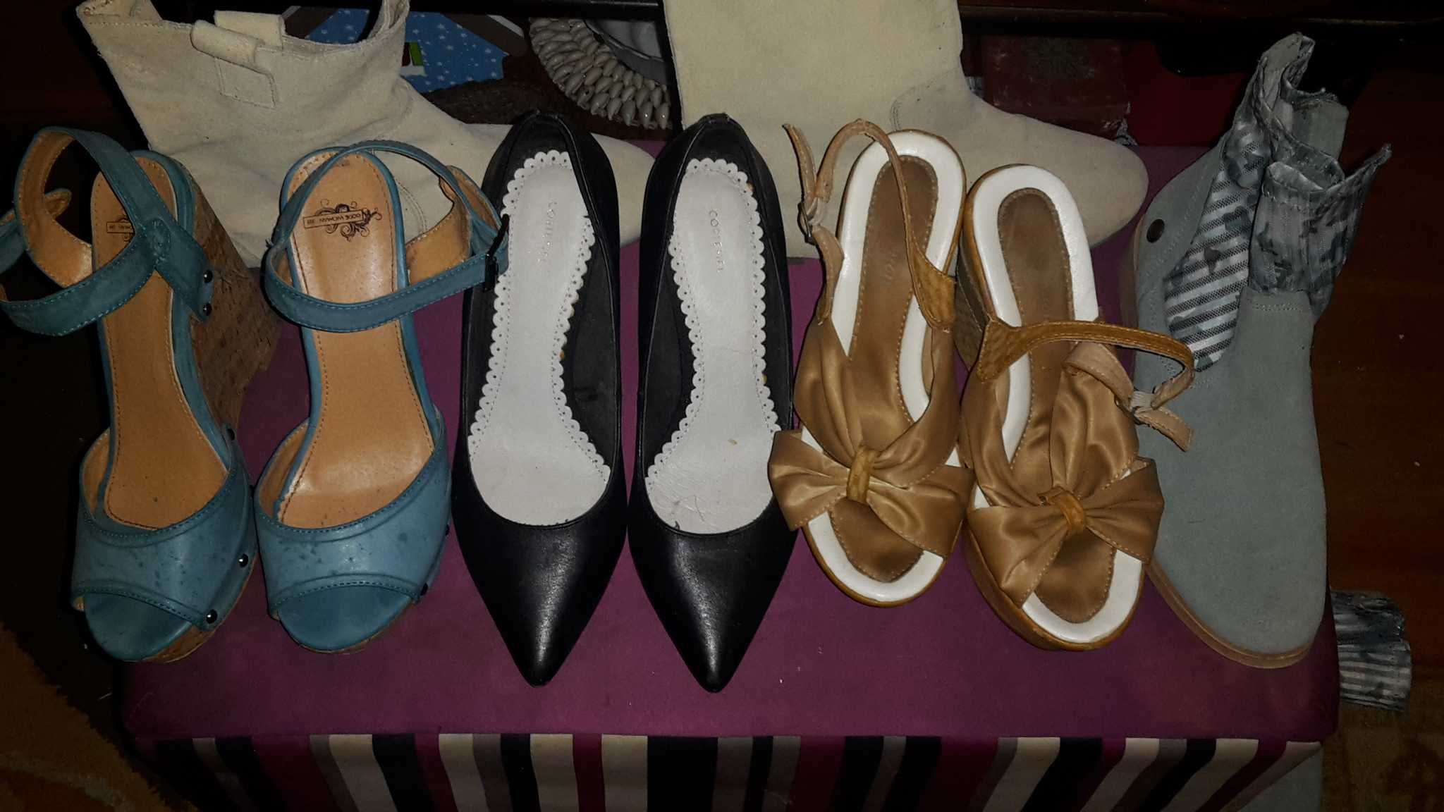 PAR SAPATOS 38 Senhora. Com 8 Fotos. Quase Novos