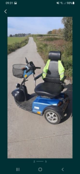 Wozek inwalidzki elektryczny