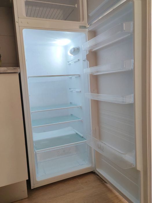 Vendo frigorífico TELEFAC Pequeno