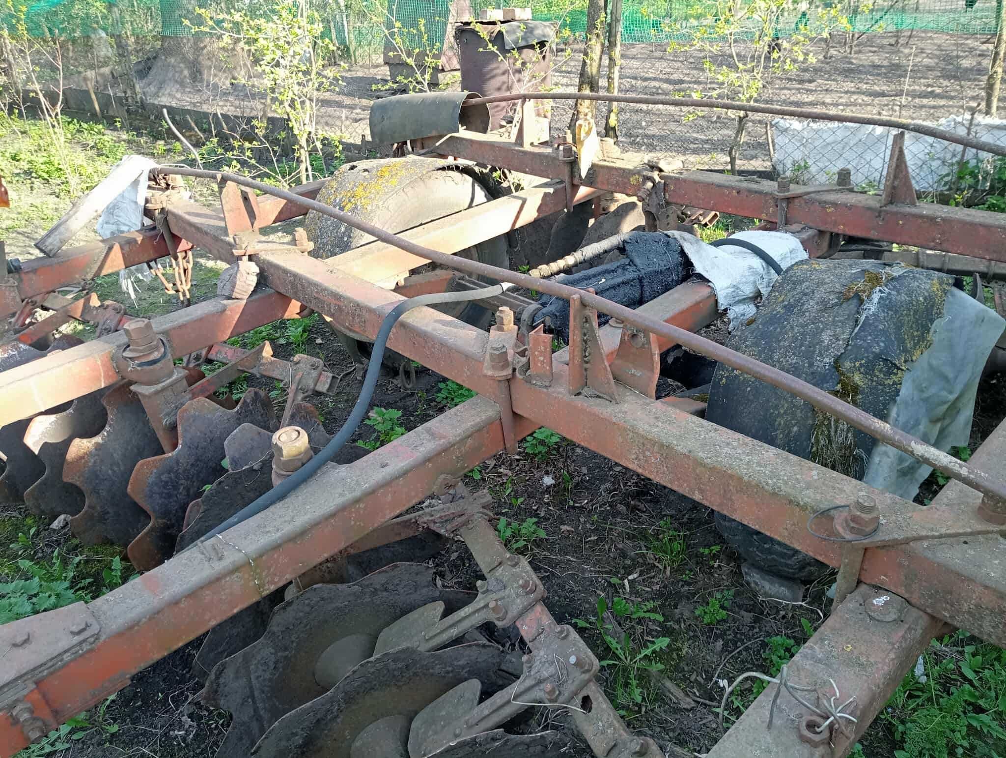 Дискова борона БДТ (серединка).