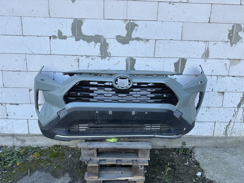 Передній бампер Toyota Rav4 , Тойота рав4 2018, 2019, 2020, 2021