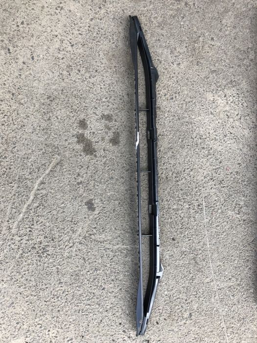 Нижня решітка переднього бампера Audi A4 B8  S-line 8K0807647A решетка