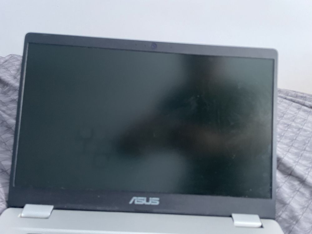 Asus ChromeBook c523n