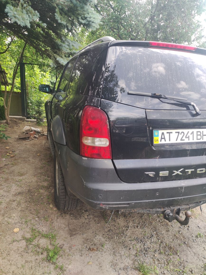 Стоп ліхтар фонарь задні фари санг йонг рекстон ssangyong rexton 1 2 W