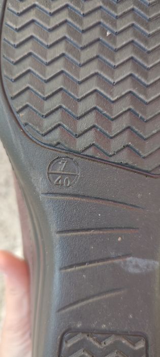 Sapatos de senhora n*40