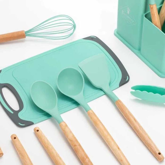 PRZYBORY SILIKONOWE kuchenne noże deska do krojenia STOJAK zestaw