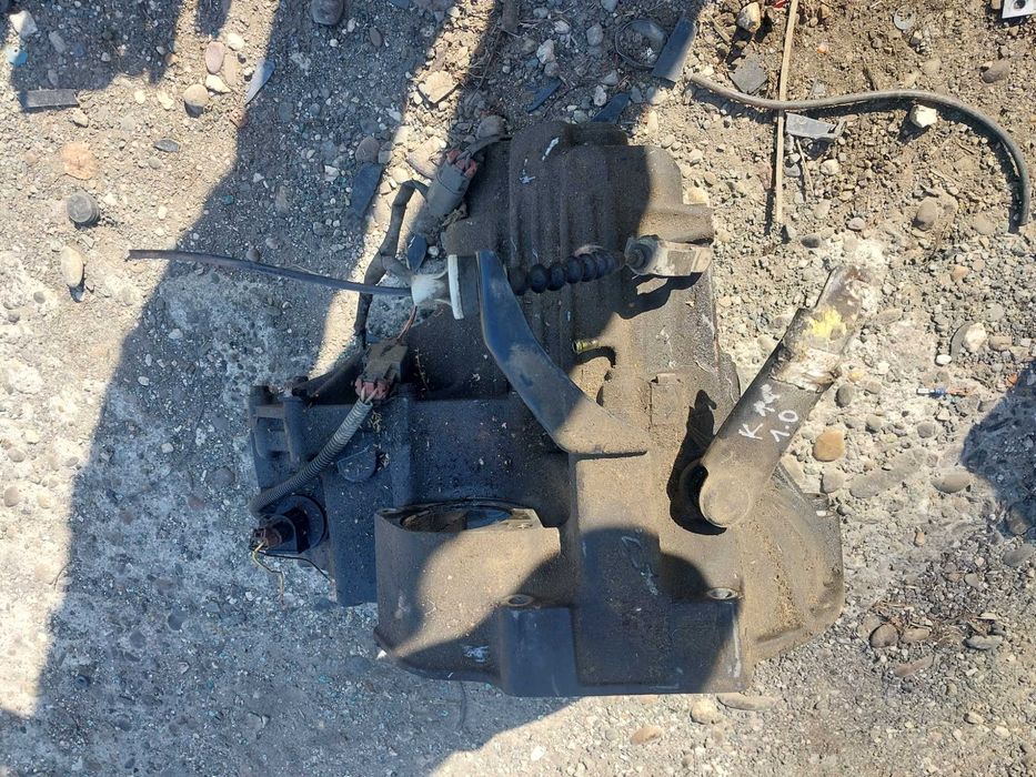 Skrzynia biegow nissan micra k11  1.0