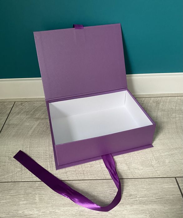 Pudełko prezentowe – szkatułka