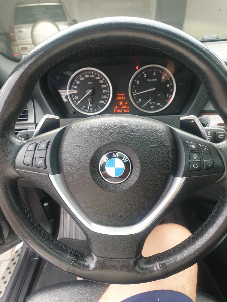 Samochód osobowy BMW X 6