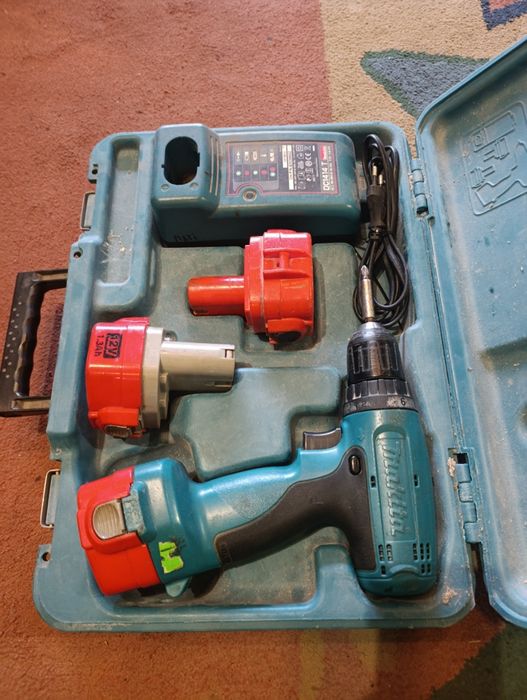 Makita 12v zestaw 3 baterie ładowarka
