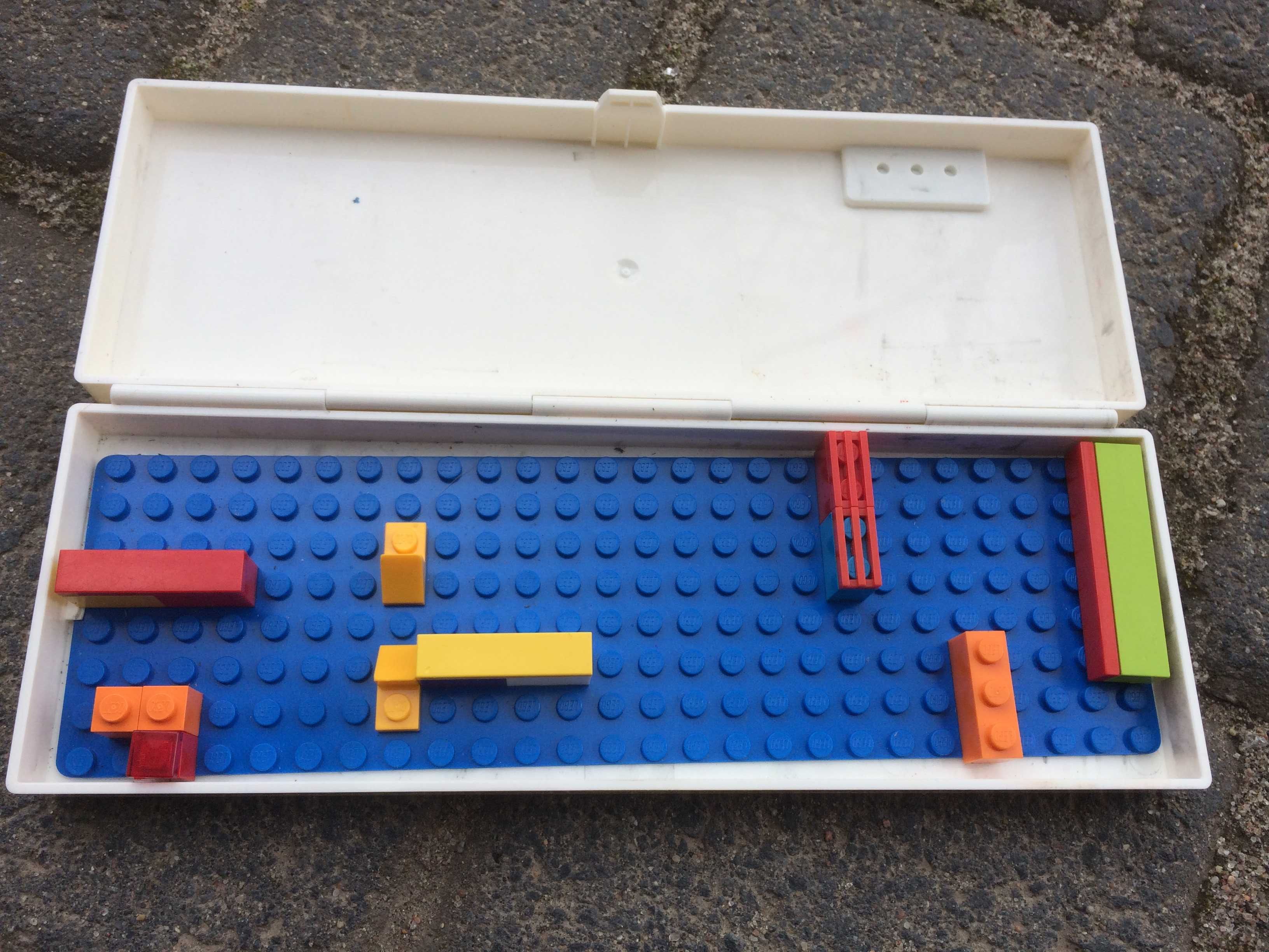 piórnik LEGO unikalny dizajn
