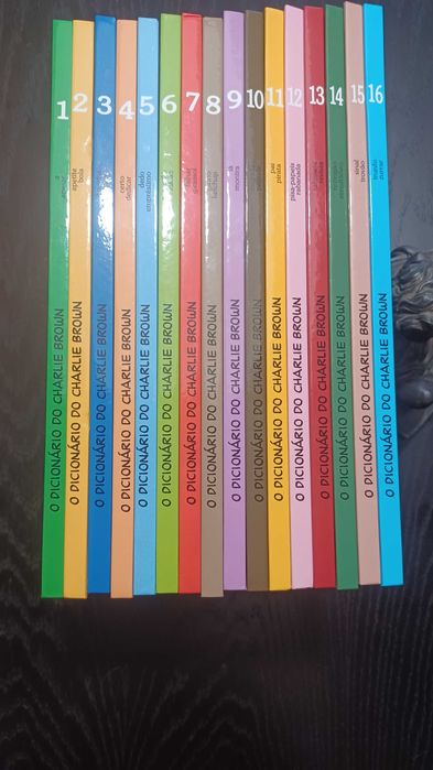 Dicionário Português Charlie Brown- 16 livros