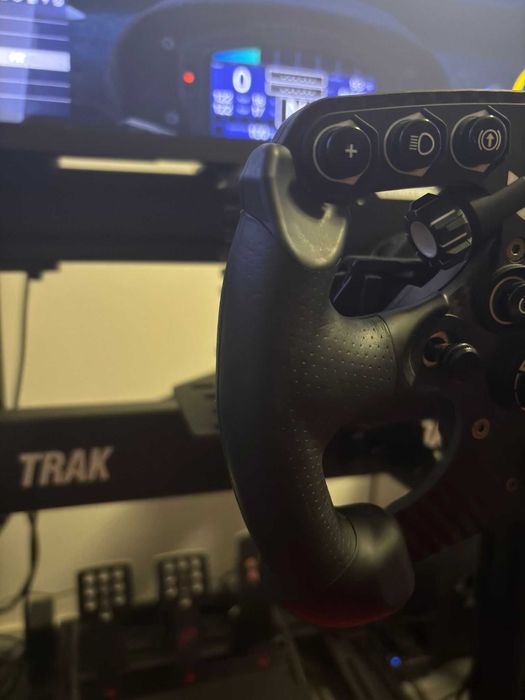 Fanatec CSL DD + Booster 8 NM + Volante V2.5 Formula + Clamp