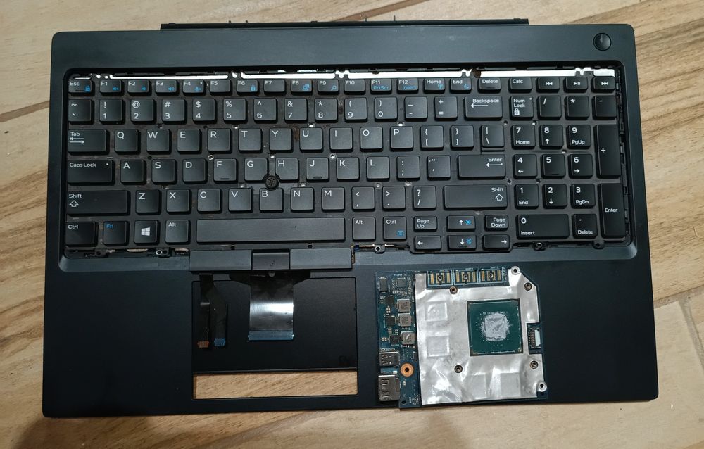 Запчасти Dell Precision 7530 топкейс, клавиатура, видеокарта