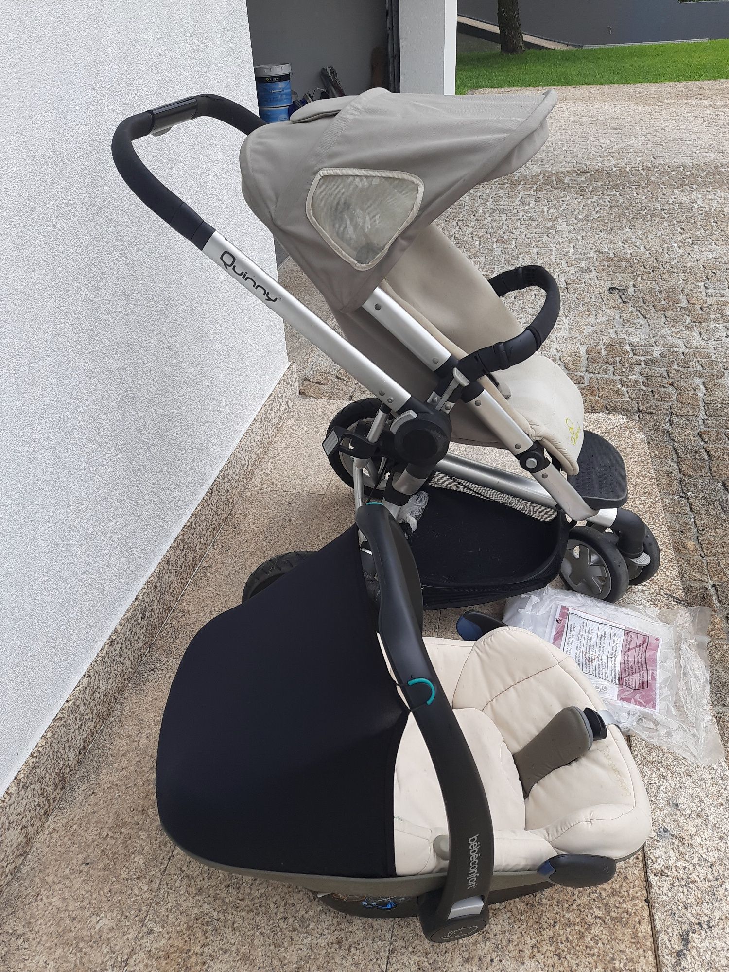Carrinho bebé e babycoque Quinny