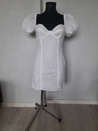 Biała sukienka na lato