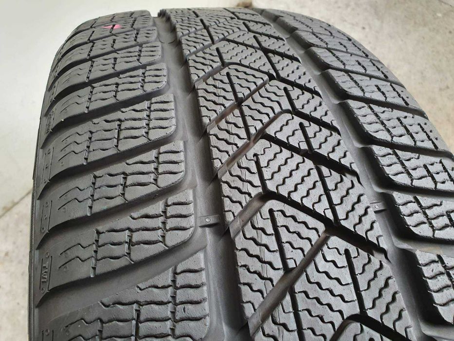 2x Pirelli  Sottozero 3  225/45r18  7mm