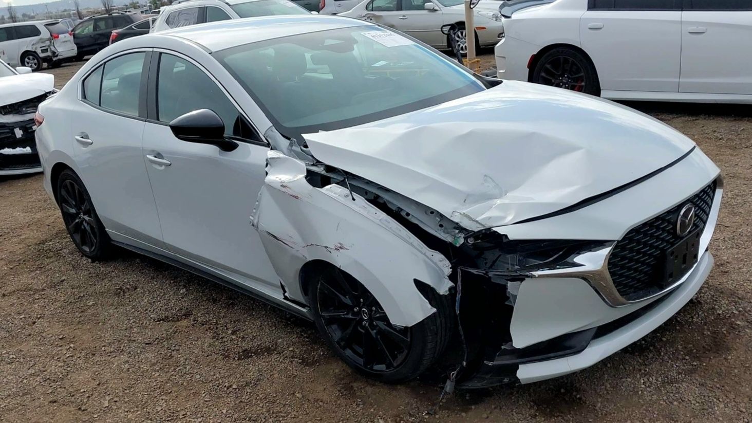 Mazda 3, 24 року