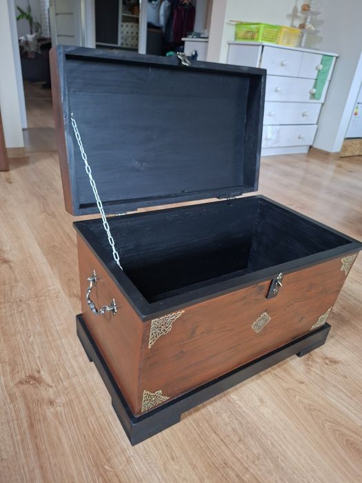 Skrzynia drewniana kufer antyczny