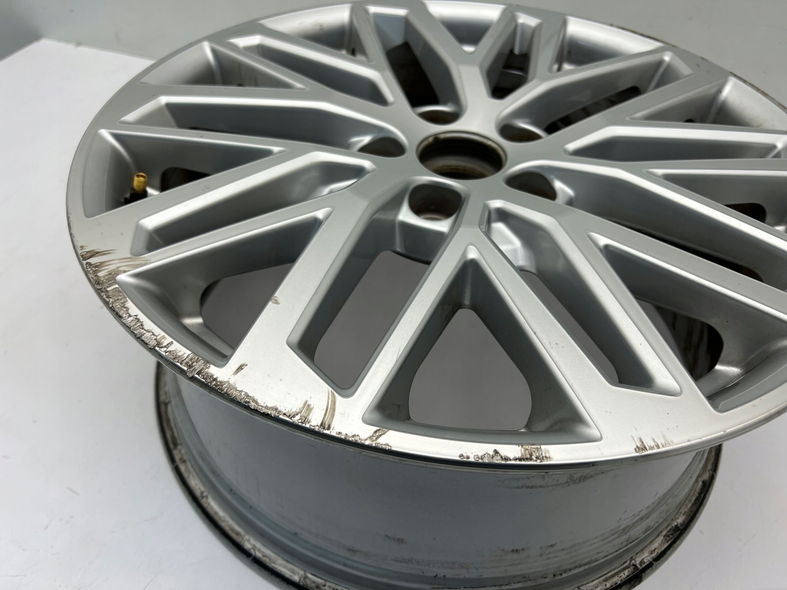 Audi A3 IV 8Y Felga koło 7.5Jx18 ET51 5x112 oryginał