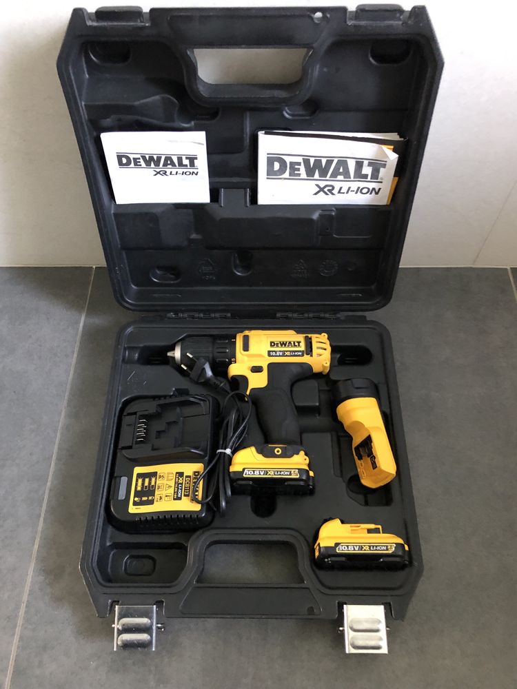 Акум.шуруповерт Dewalt DCD710+ ліхтар DCL508