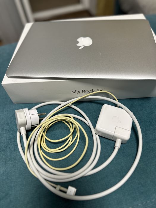 MacBook Air 13 early 2015