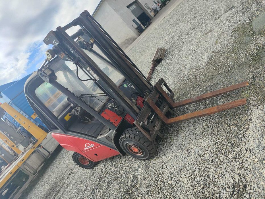 wózek widłowy Linde H25 z 2003 roku. Dokumentacja UDT, nowe opony