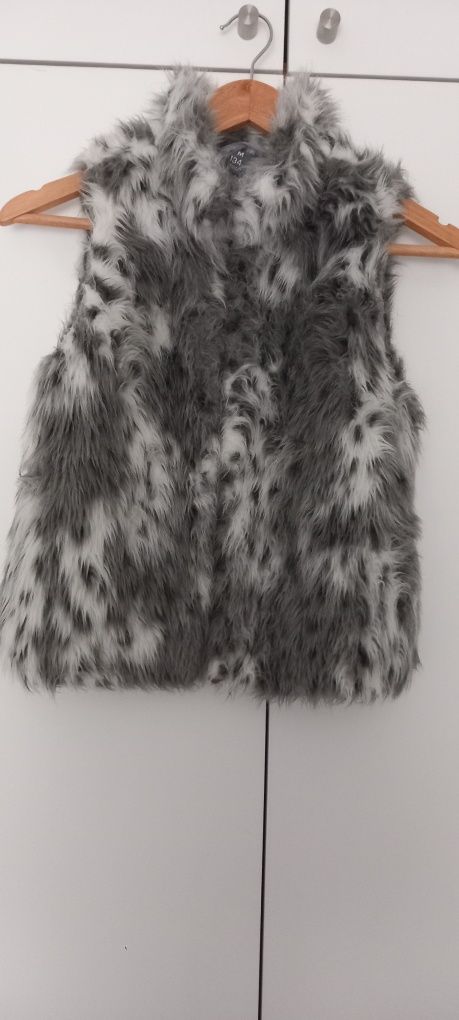 Colete em Pelo Zara Tam 8/9  Anos Novo  ( Portes incluídos)