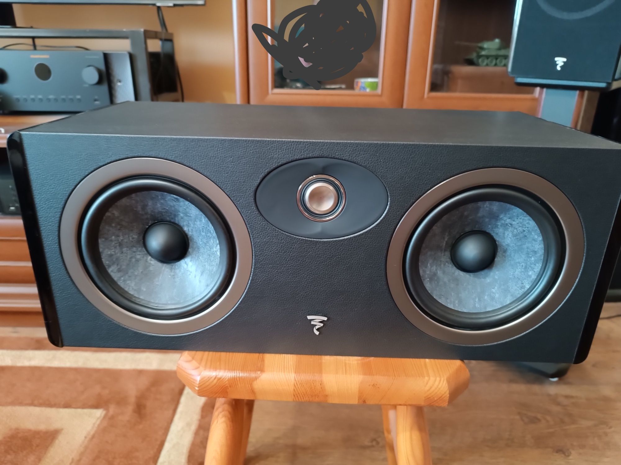 Kino domowe amplituner Marantz Cinema 60, Focal VESTIA, Dali Sub E-9 F