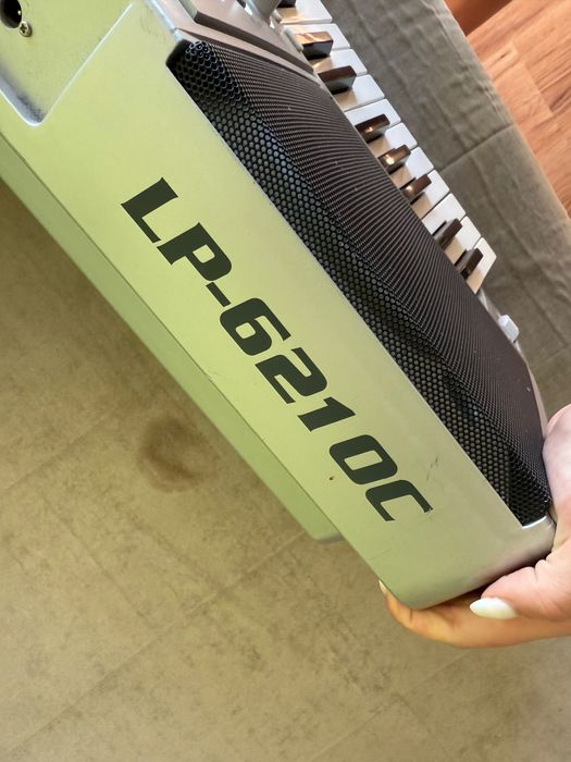 Keyboard pianino