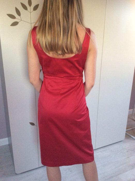 Solar czerwona sukienka wiązana z przodu S