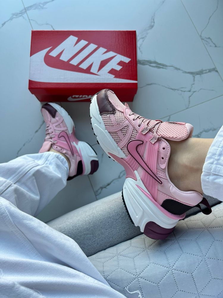 Nike V2K Run Triple Pink