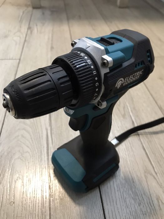 Шуруповерт дриль акумуляторна