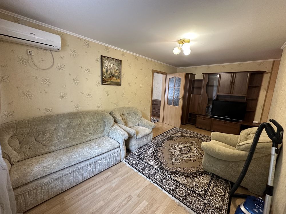 Продаю 2-ку в Центре, 40м2, автономка Астория Варваровский мост