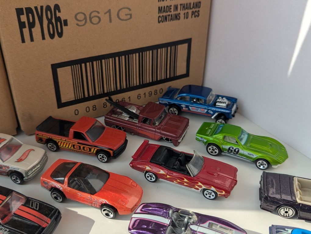 Шикарний лот Американців хот вілс Шевроле hot wheels chevy Chevrolet
