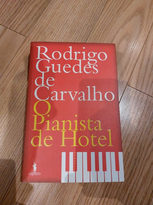 Livro O Pianista de Hotel