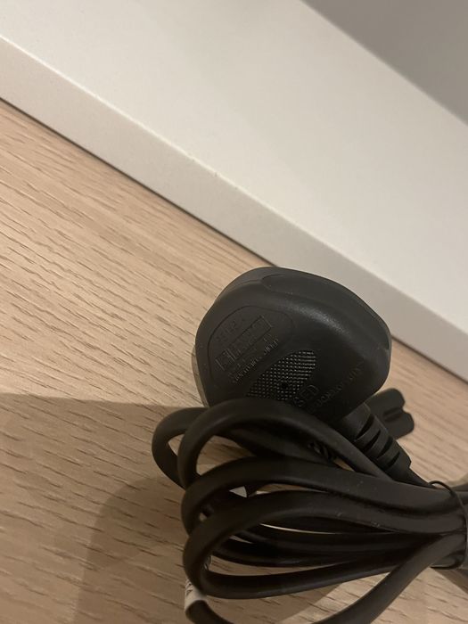 Kabel zasilający brytyjski czarny