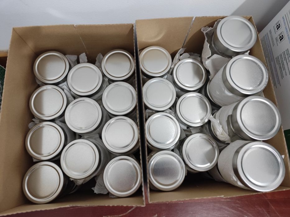 Frascos de vidro Deluxe 212ml com tampa prateada – Novos