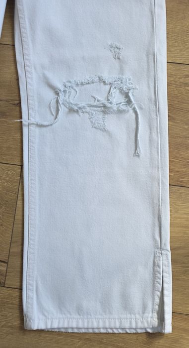 Spodnie Jeansy 140 cm Białe Dziury 9-10 lat Primark Regulowane