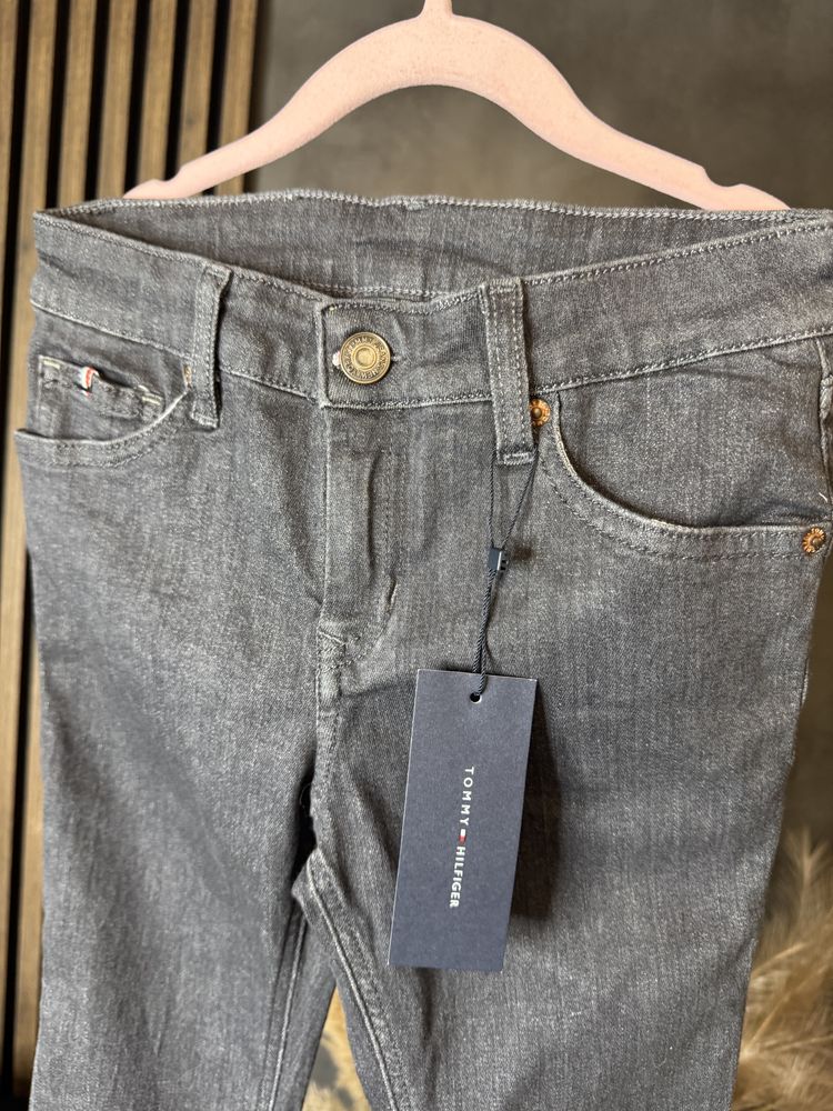We jeansy proste tommy hilfiger 128