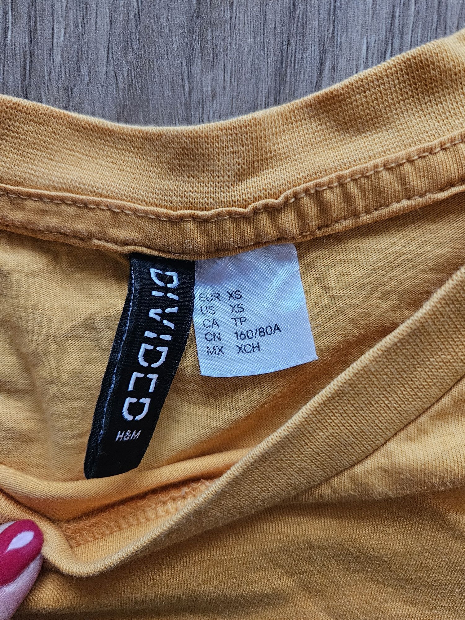Tshirt H&m r. XS oversize