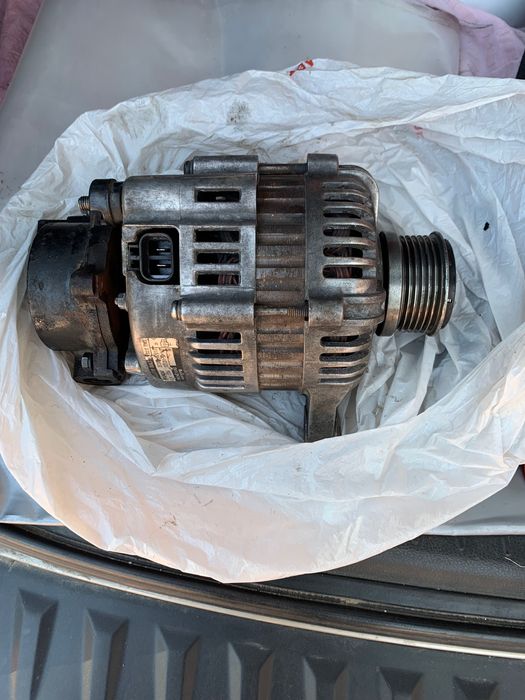 Генератор 120A Hyundai Kia оригінал