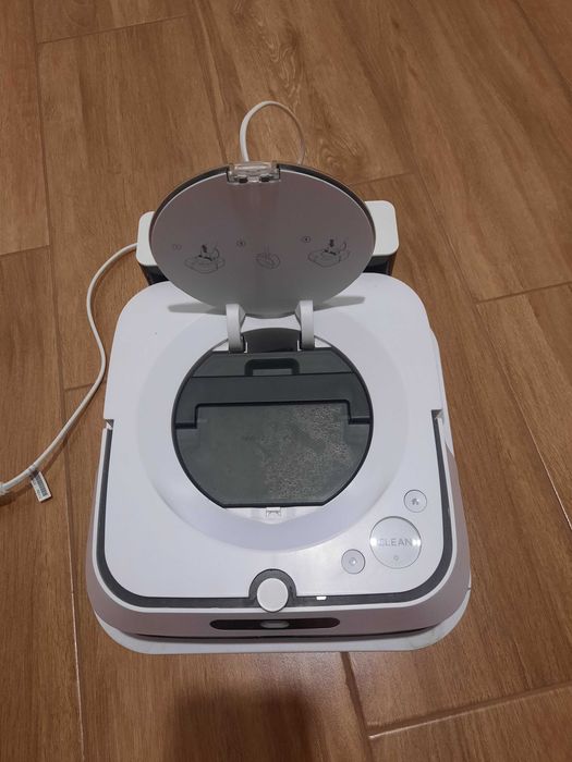 Robot brava jet m6  irobot