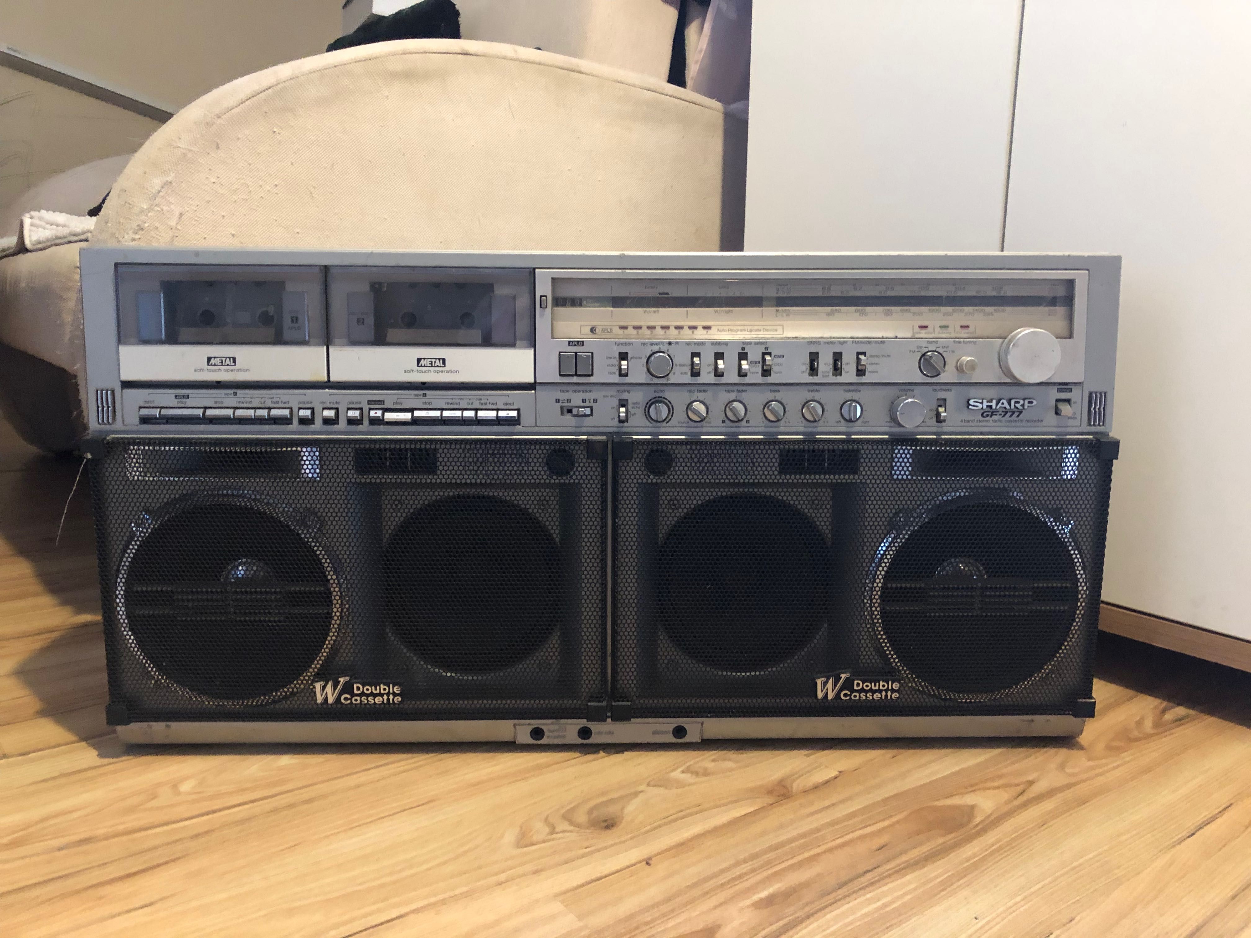 Radio magnetofon Sharp boombox GF-777