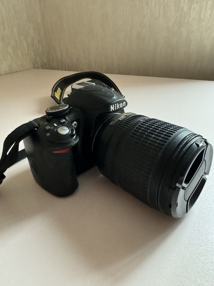 Nikon D3100 объектив 18-105