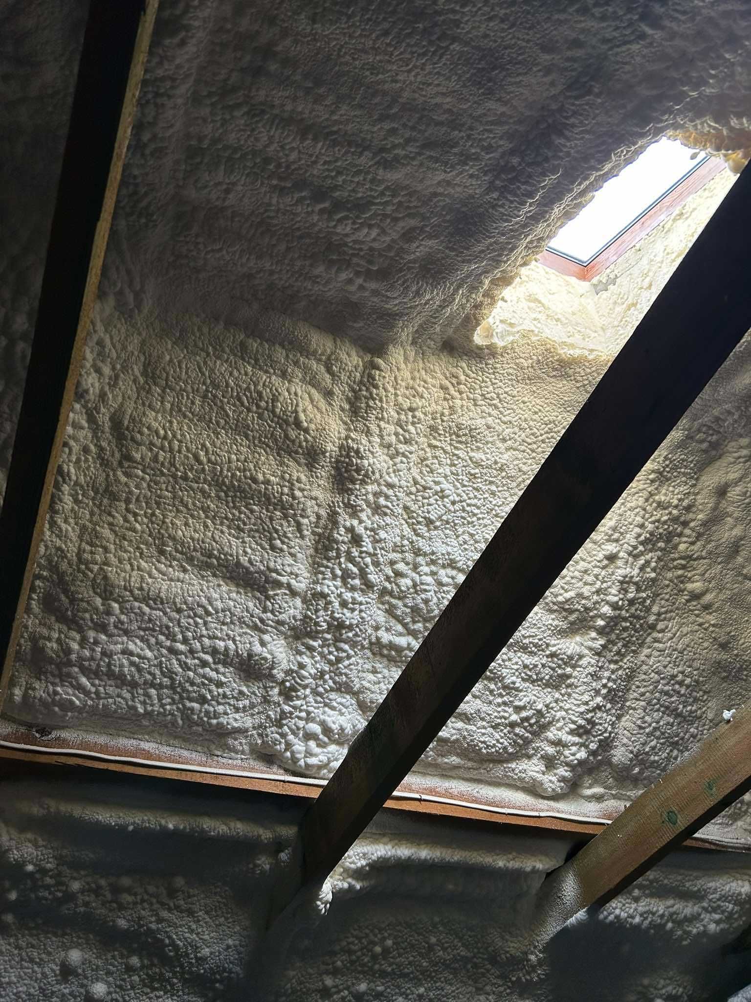 Ocieplenie / Ocieplanie / Termoizolacje pianą PUR / Pianka PUR