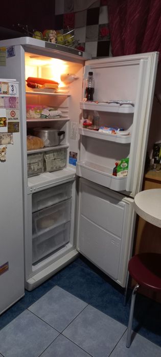 Холодильник продам