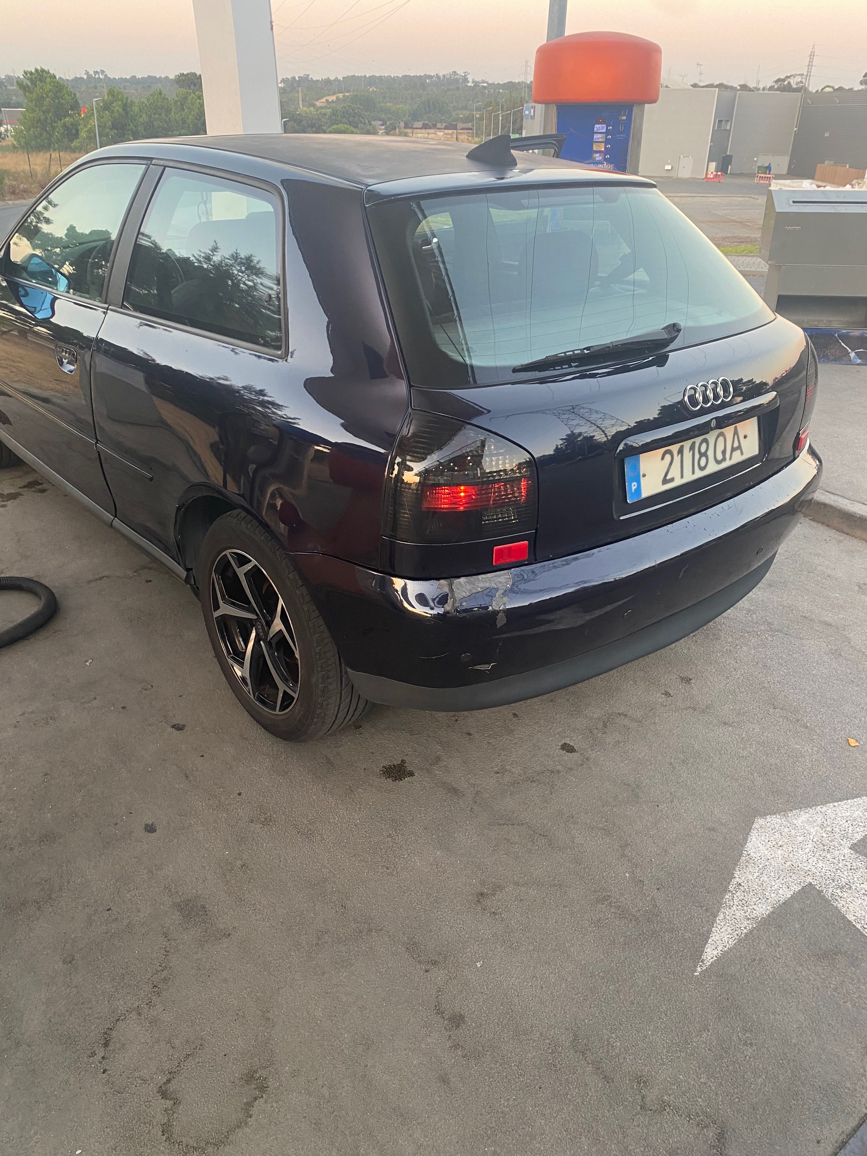 Audi A3 1.9 TDI 110cv cx.aut