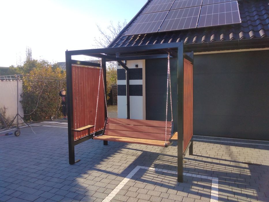 Huśtawka ogrodowa metal drewno loft industrial