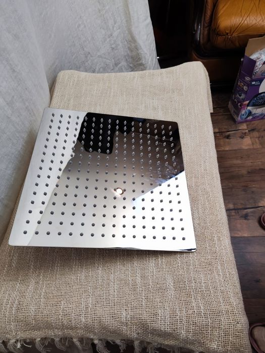 Kwadratowa deszczownica prysznicowa 12 cali Ibergrif ze stali nierdzew